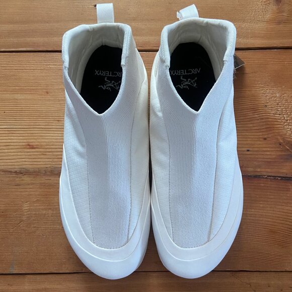 Arc'teryx Women's Kragg Insulated Shoe - Picture 1 of 5